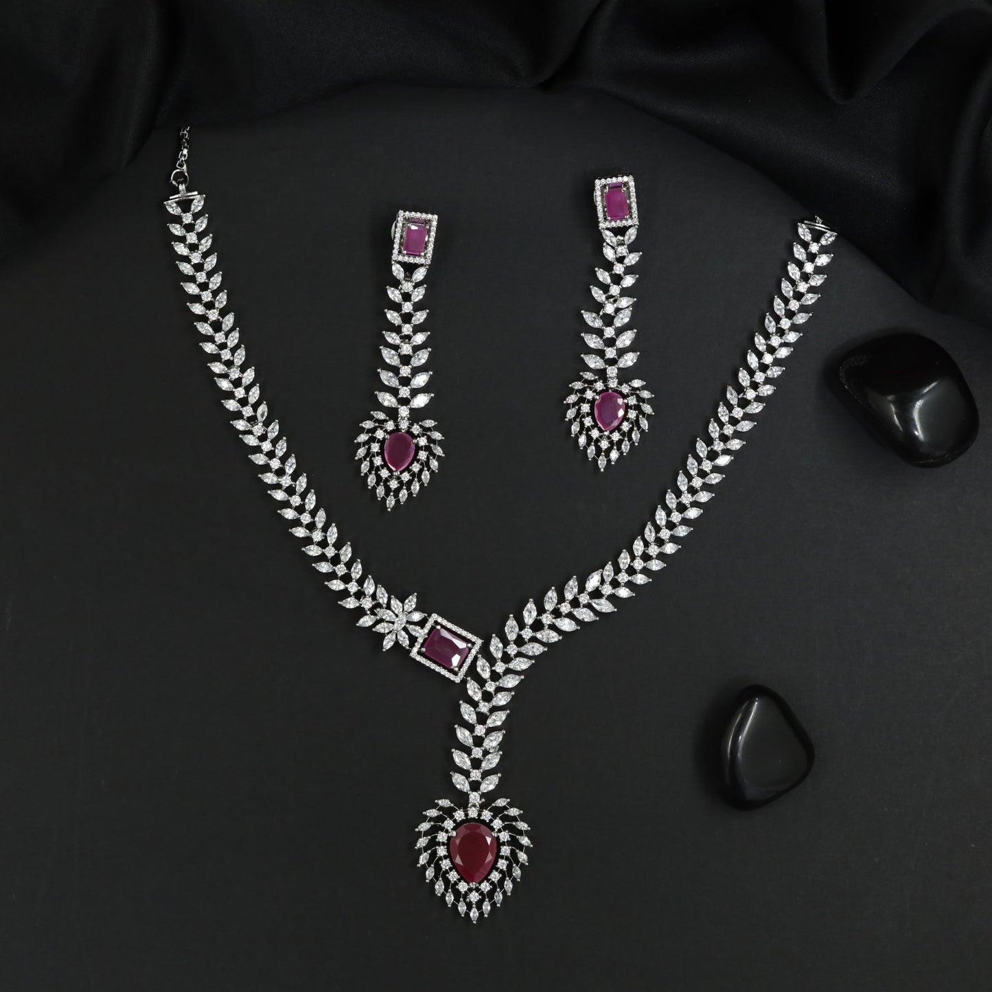Classic Rhodium Necklace Set with Teardrop Centrepiece