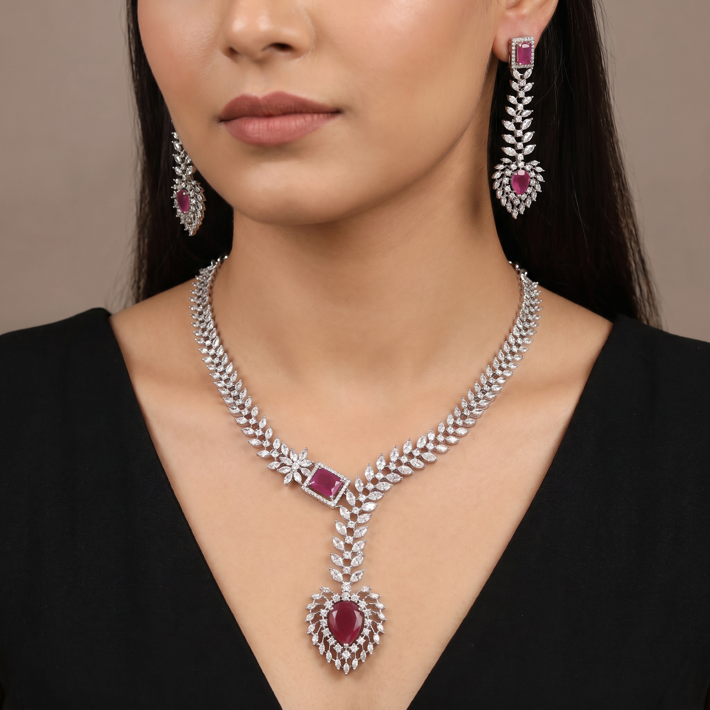 Classic Rhodium Necklace Set with Teardrop Centrepiece