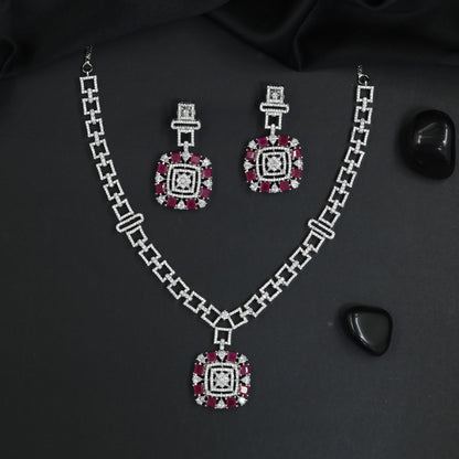 Geometric Link Necklace Set with Square Halo Pendant