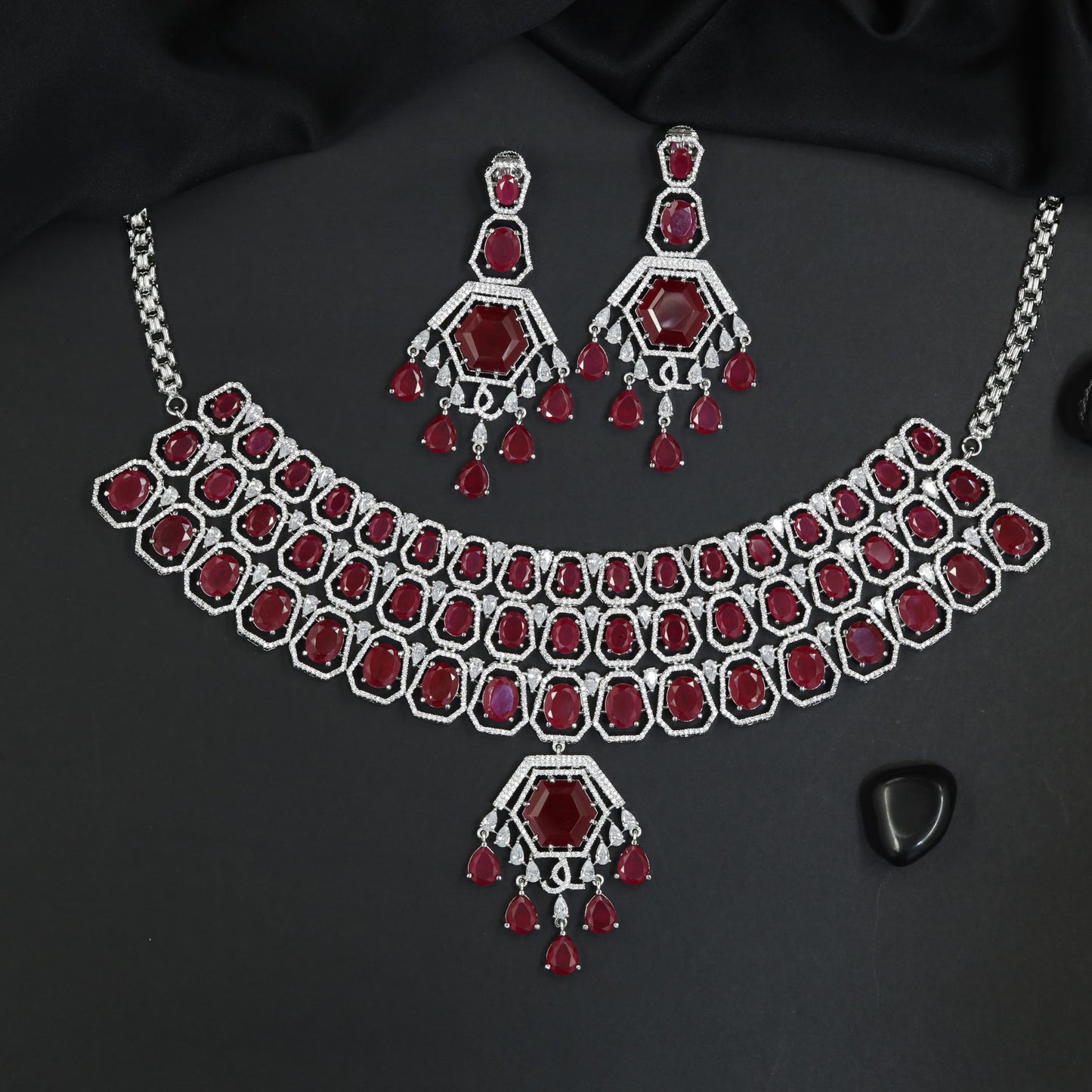Open Teardrop Halo Rhodium Choker with Scalloped Collar Design