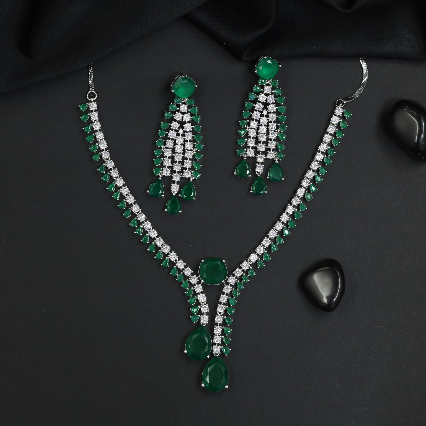 Twin Row Pear Motif Necklace Set with Statement Centre Drop