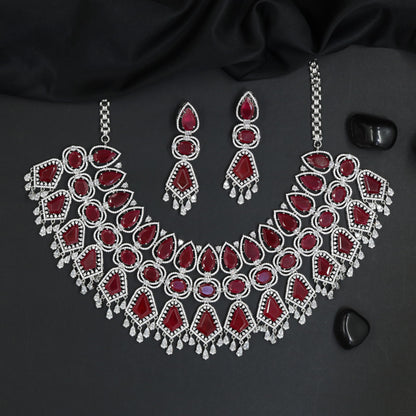 Ornamental Pear Motif Necklace Set with Broad Collar Design