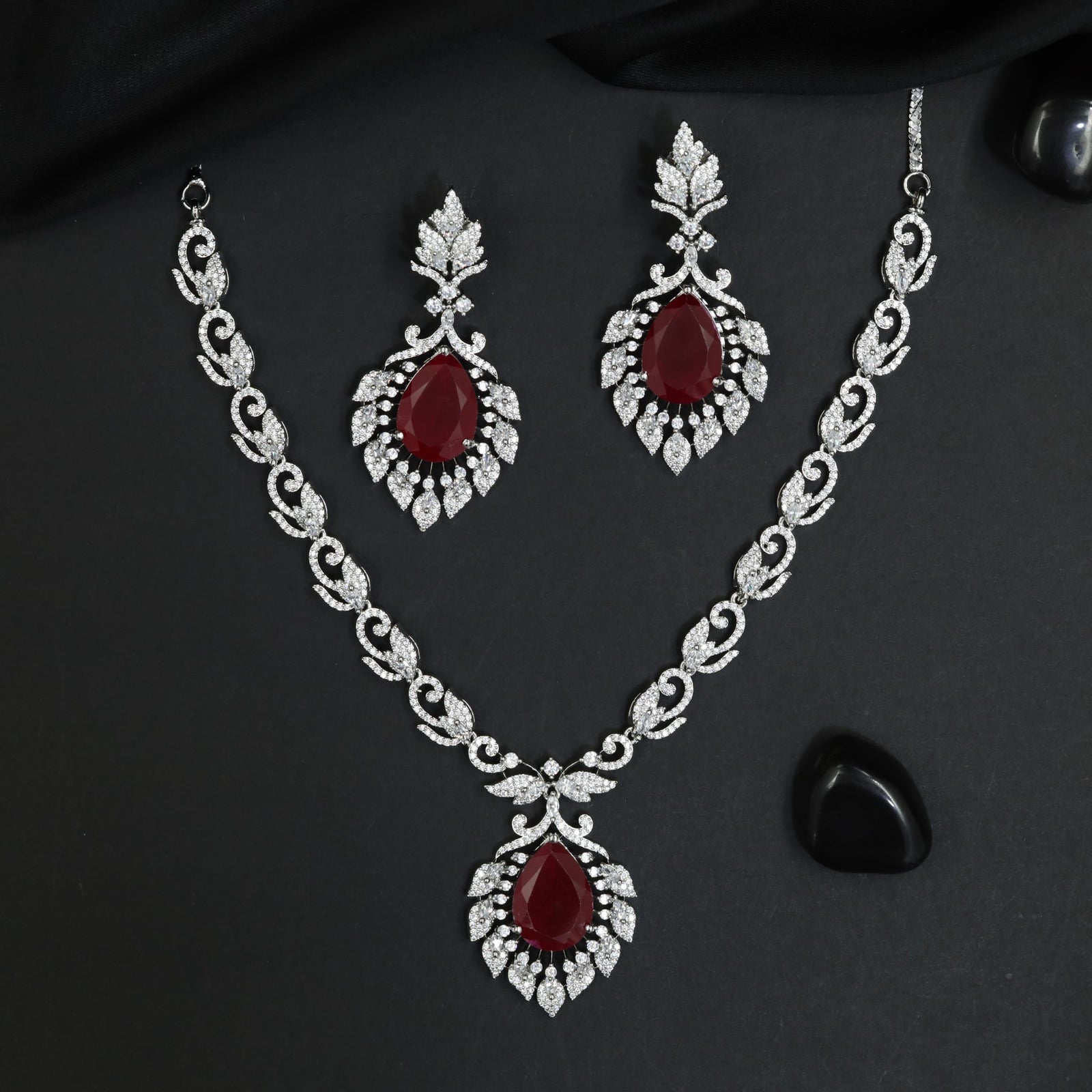 Floral Garland Rhodium Necklace Set with Ornamental Drop Pendant