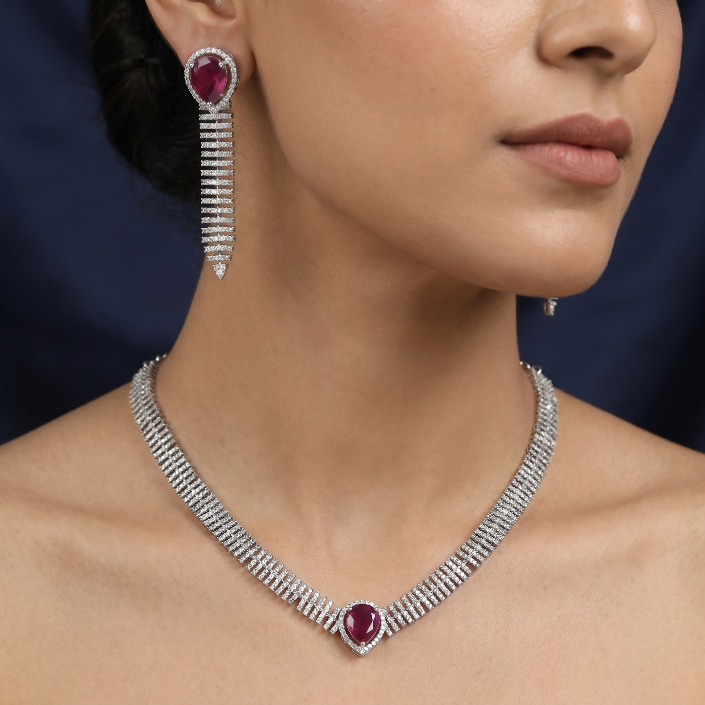 Chevron collar Rhodium Choker with pendant frame centerpiece