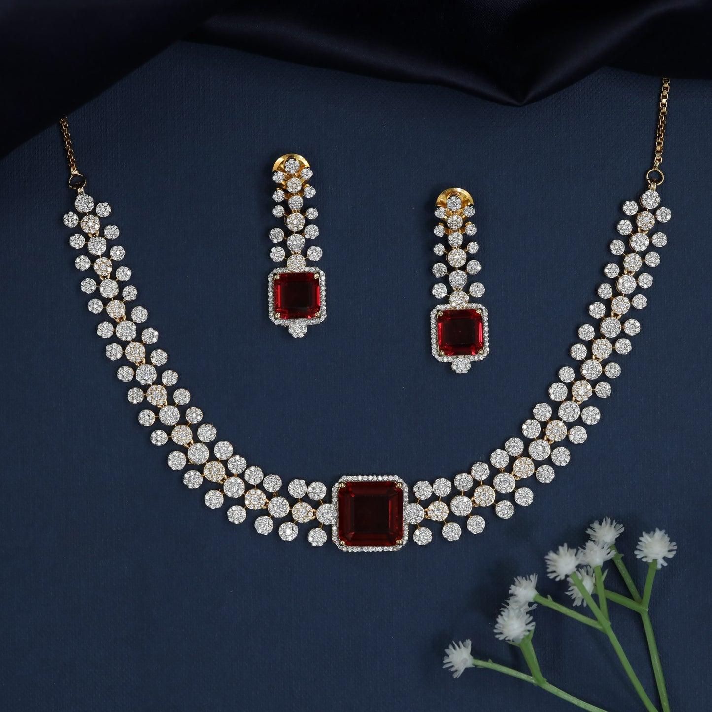 Royal Treasury GJ necklace set with square medallion detailing