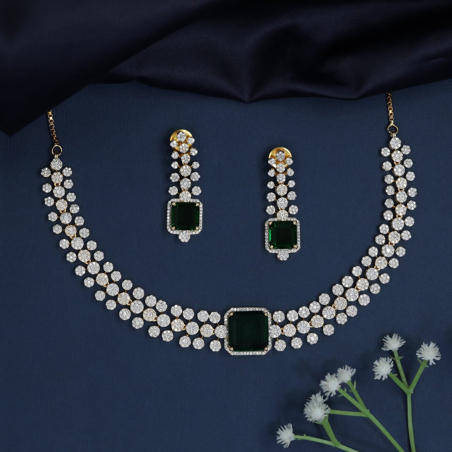 Royal Treasury GJ necklace set with square medallion detailing