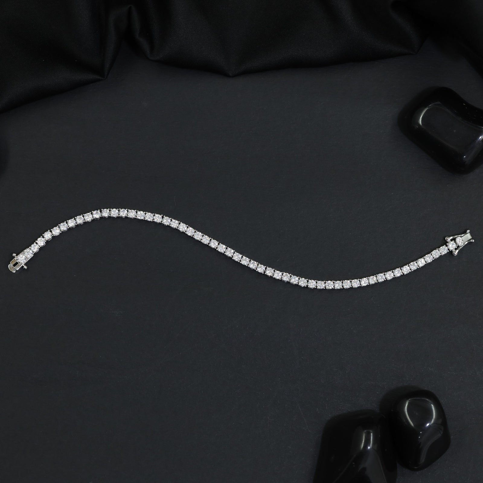 Rhodium Bracelet with Rounded Square Links and Continuous Pattern