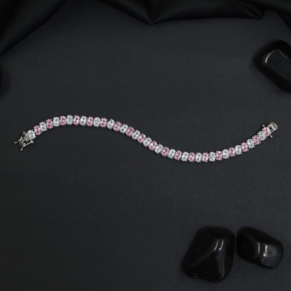 Elegant Rhodium Bracelet with Rosette Link Arrangement