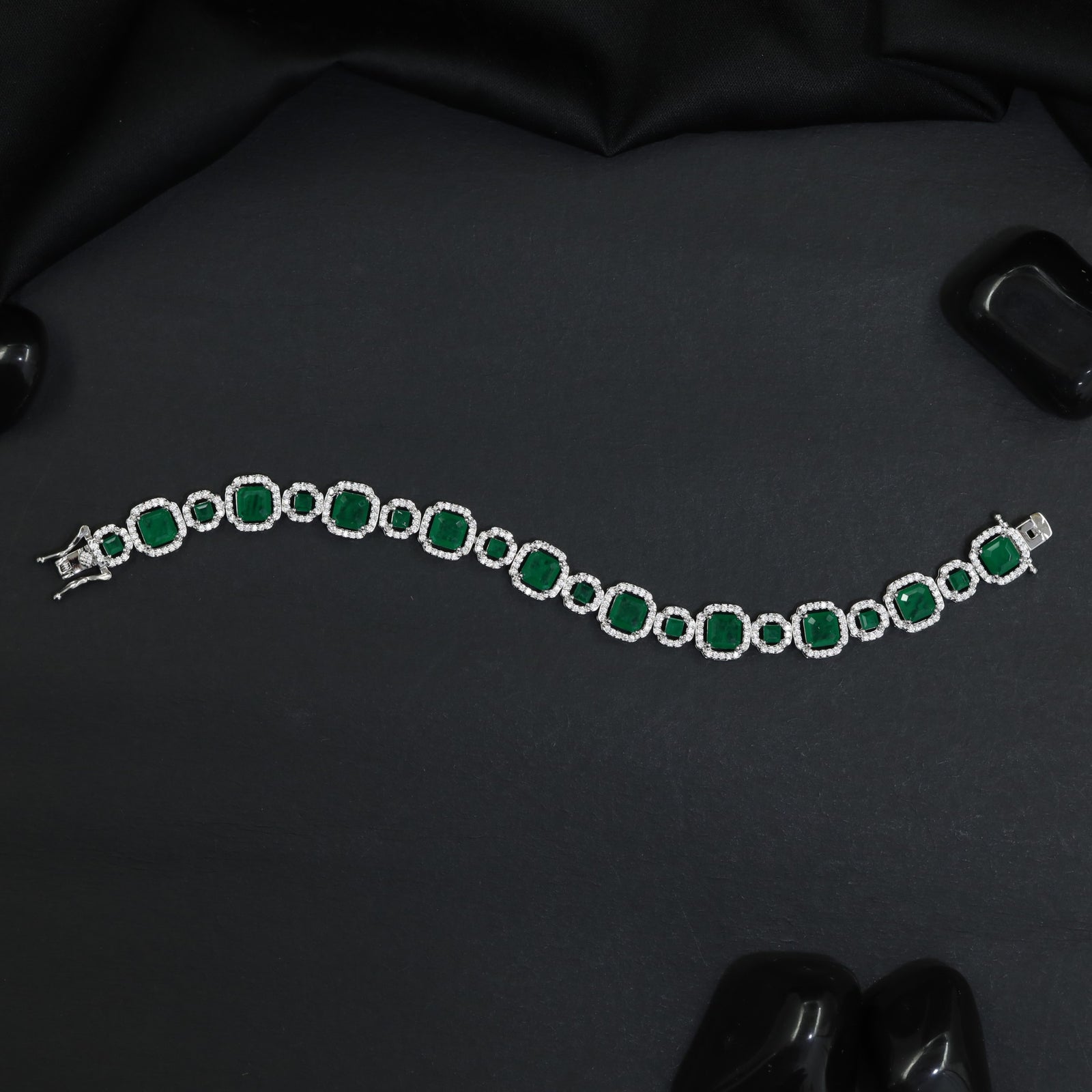 Elegant Rhodium Bracelet with Geometric Links and Circular Elements