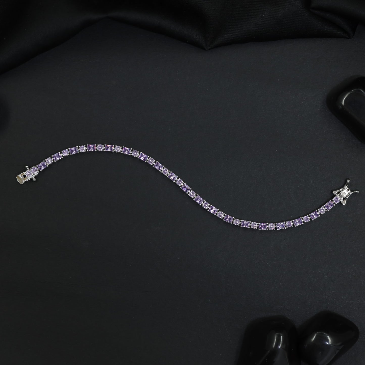 Rhodium Bracelet with Cushion Links in a Continuous Pattern