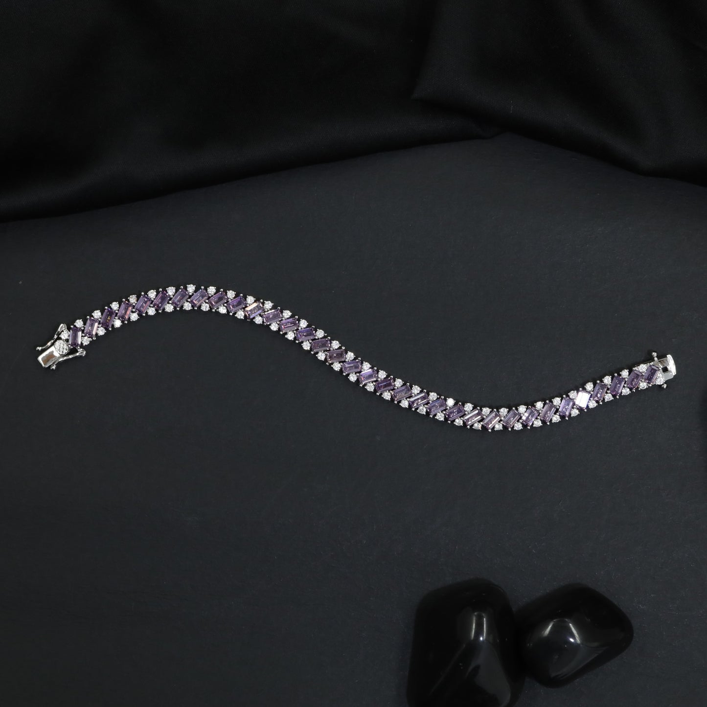 Rhodium Bracelet with Chevron Link Design