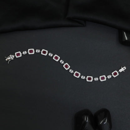 Regal rhodium bracelet with square link sequence