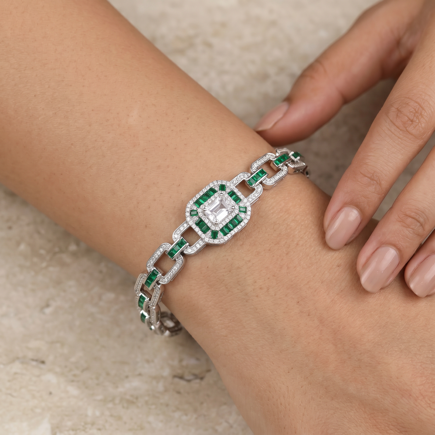 Noble rhodium bracelet with ornamental rectangular detailing