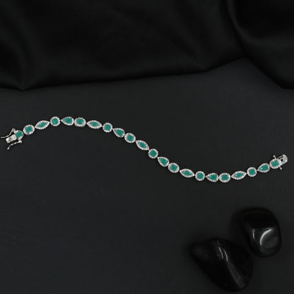 Crystal Link Bracelet with Alternating Oval Design