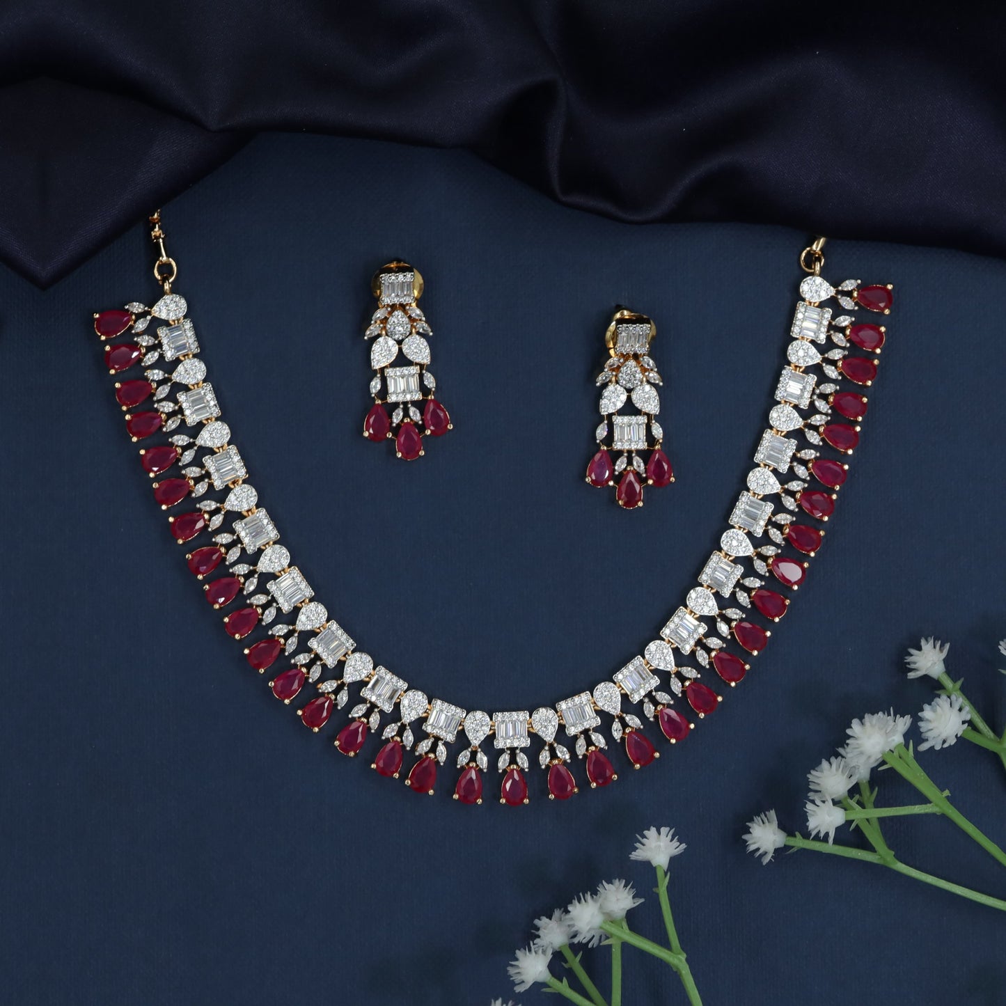 Scalloped Collar Necklace with Graduated Fringe Drop Detailing