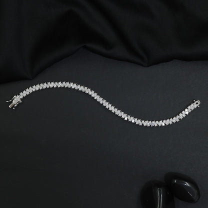 Floral Pattern Crystal Bracelet with Timeless Appeal