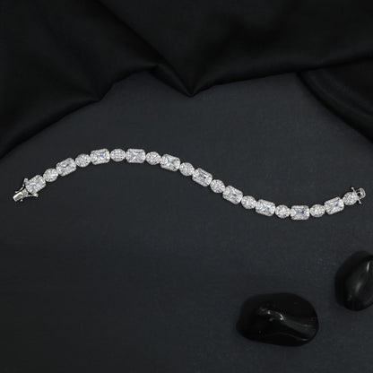 Rhodium Bracelet Showcasing Rounded Cushion Link Arrangement