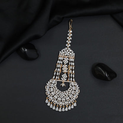 Gj Jhumar with Floral Arch and Cascading Chains