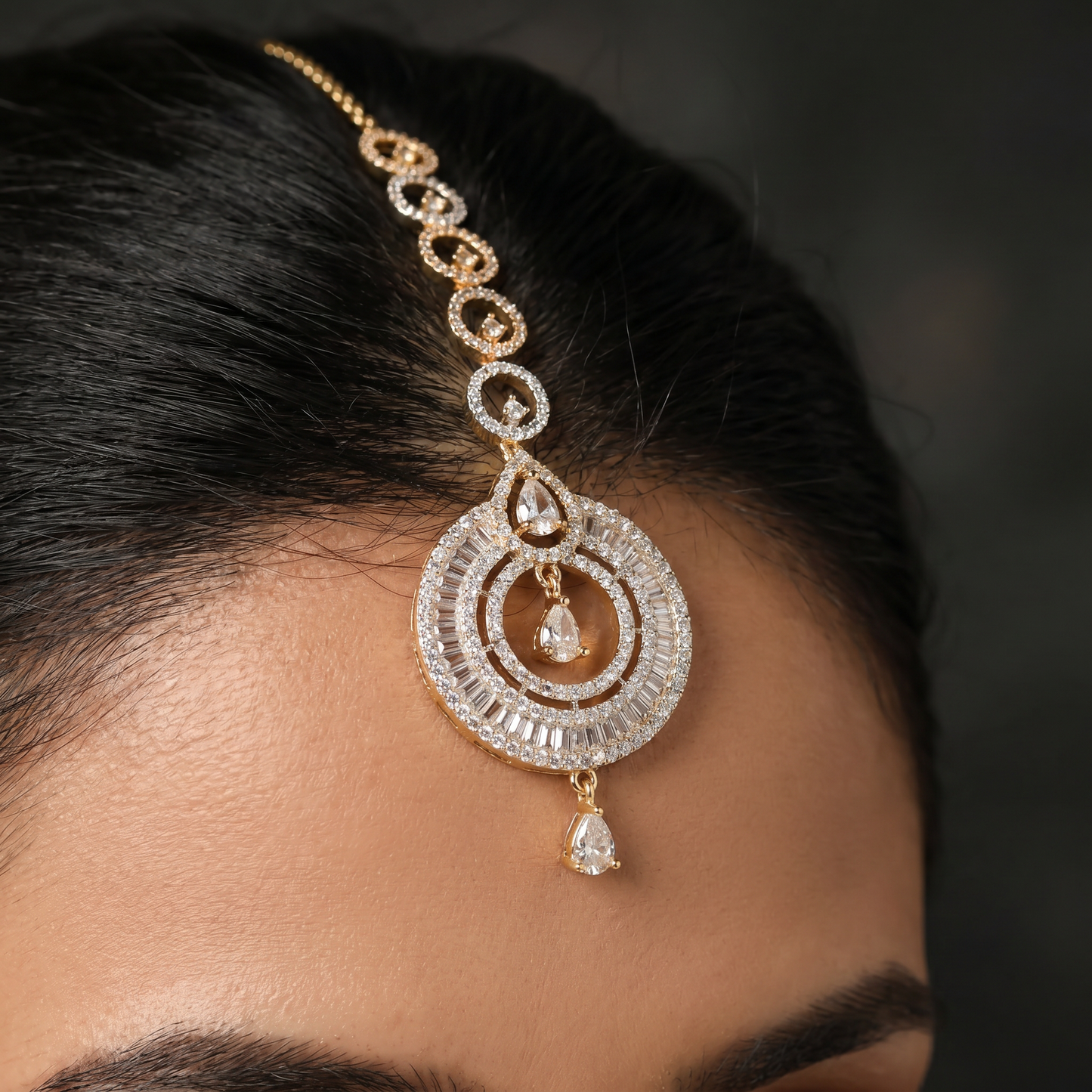 Tikka Featuring Open Circle Pattern and Decorative Drops
