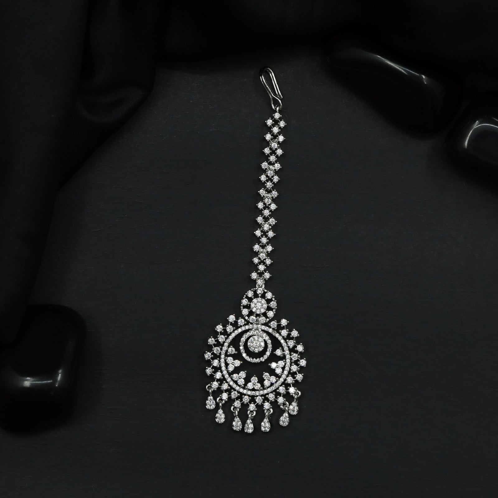 Tikka with Floral Inspired Border and Fringe Detail