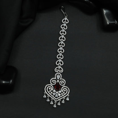 Tikka Featuring Heart Shaped Links and Decorative Pendant