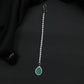 Minimalist Tikka with Pear Shaped Pendant Design