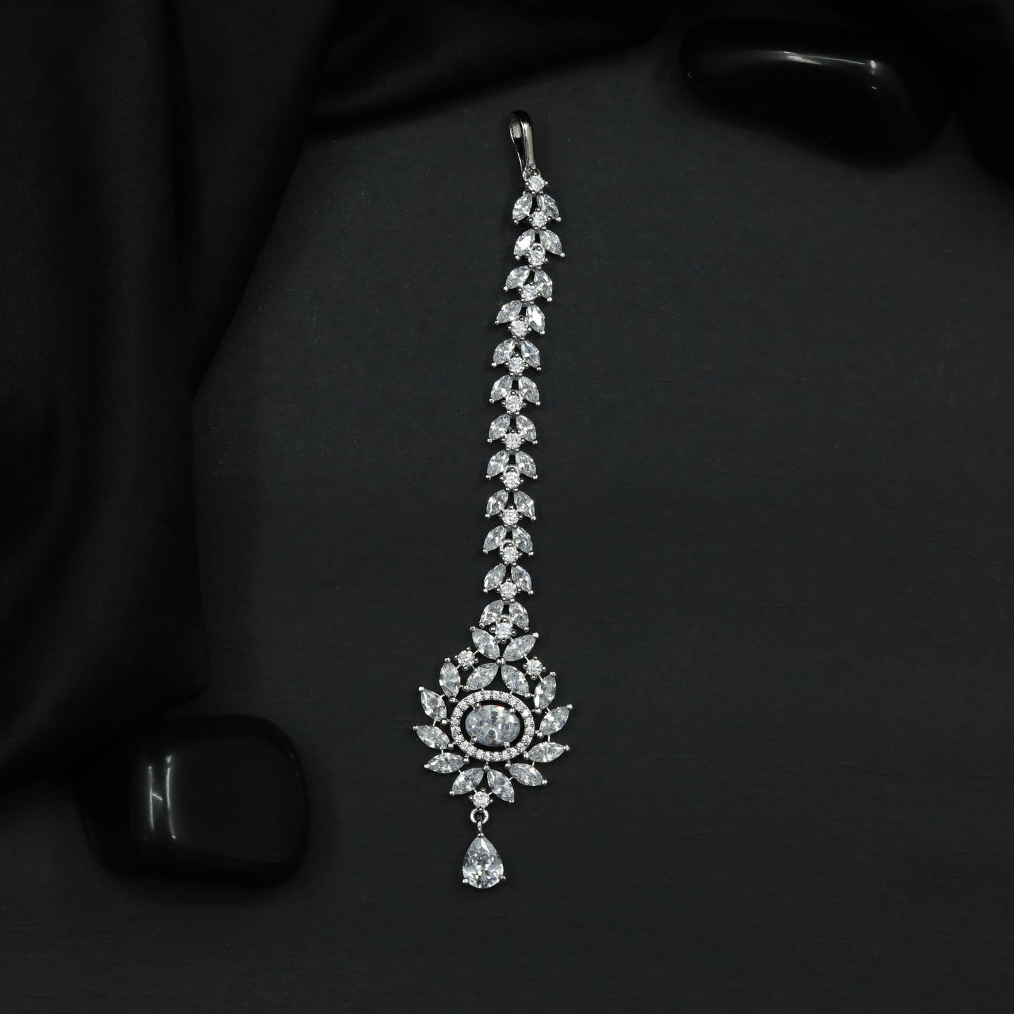 Floral Arrangement Tikka with Suspended Drop Detail