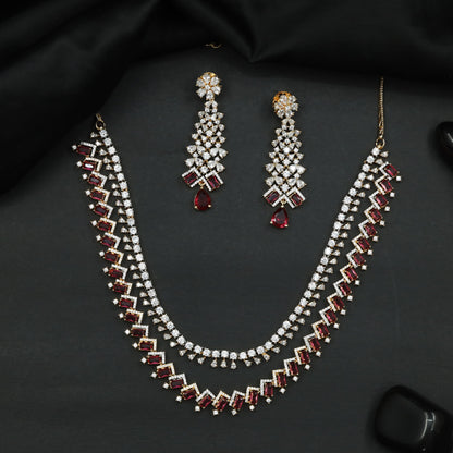 Necklace with Chevron Border and Double Row Design