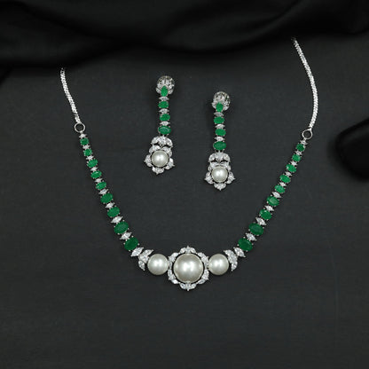 Oval Link Necklace Set with Pearl Centrepiece