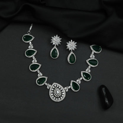 Pear Link Rhodium Necklace with Circular Accent Design