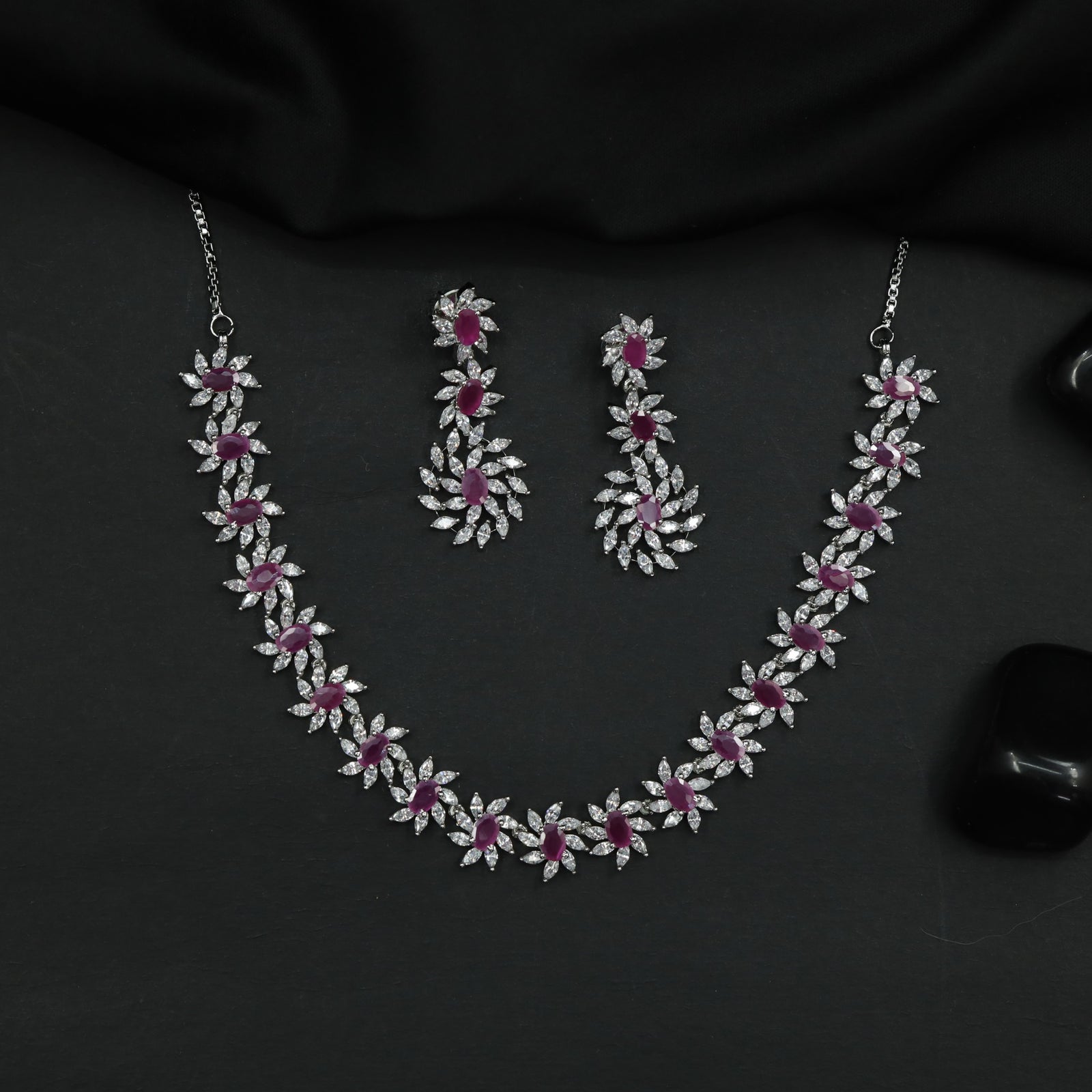 Rhodium Necklace with Continuous Floral Arrangement and Fine Detailing