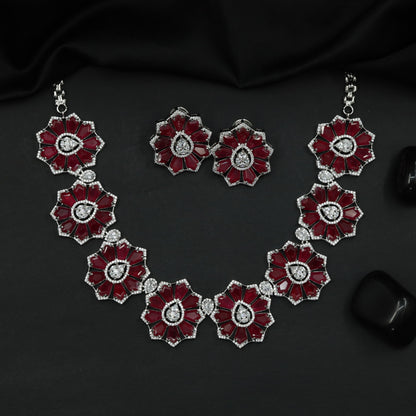 Contemporary Rhodium Necklace with Floral Rosette Pattern