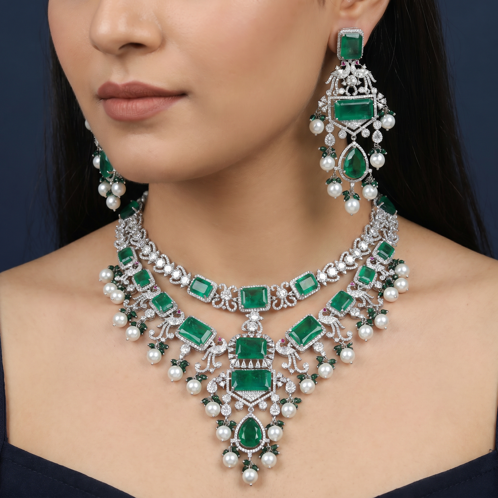 Editorial pick necklace with sculpted chandelier detailing