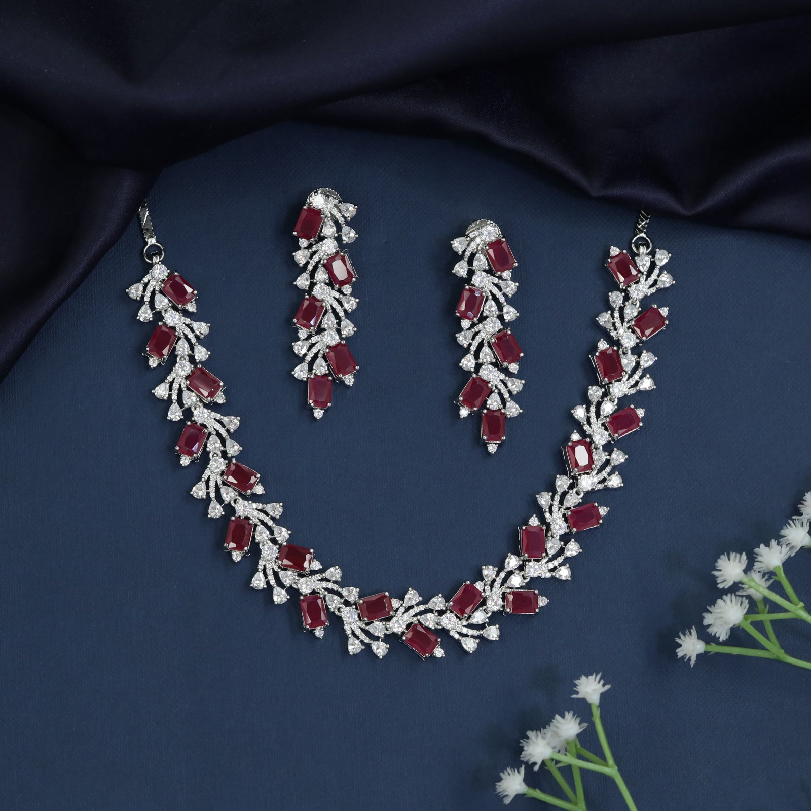 Botanical vine necklace with rectangular station detailing