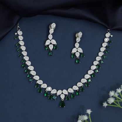 Pear drop fringe necklace with scalloped station design