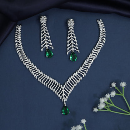 Modern muse necklace with geometric chevron detailing