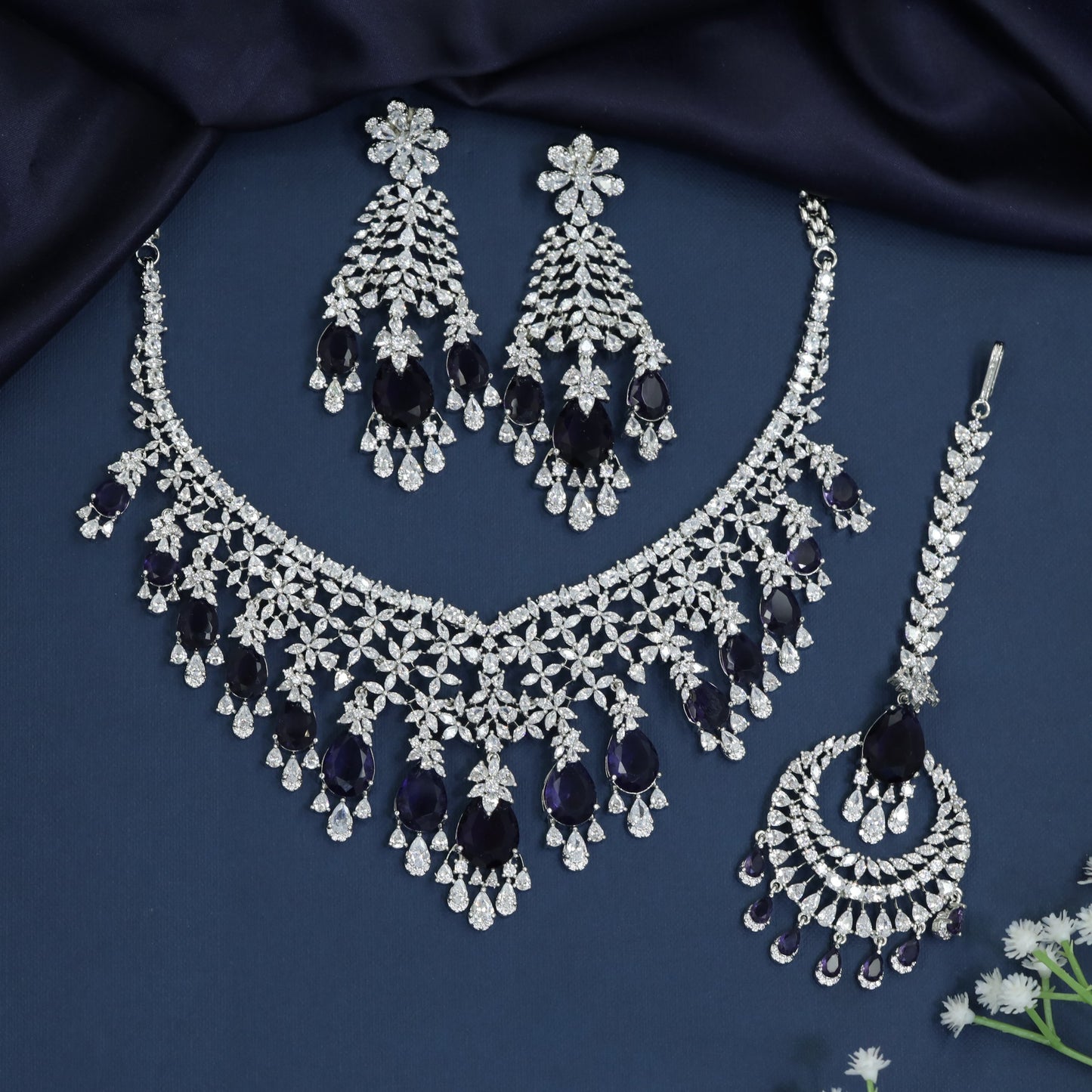 Chandelier Garland Necklace with Botanical Lattice Silhouette