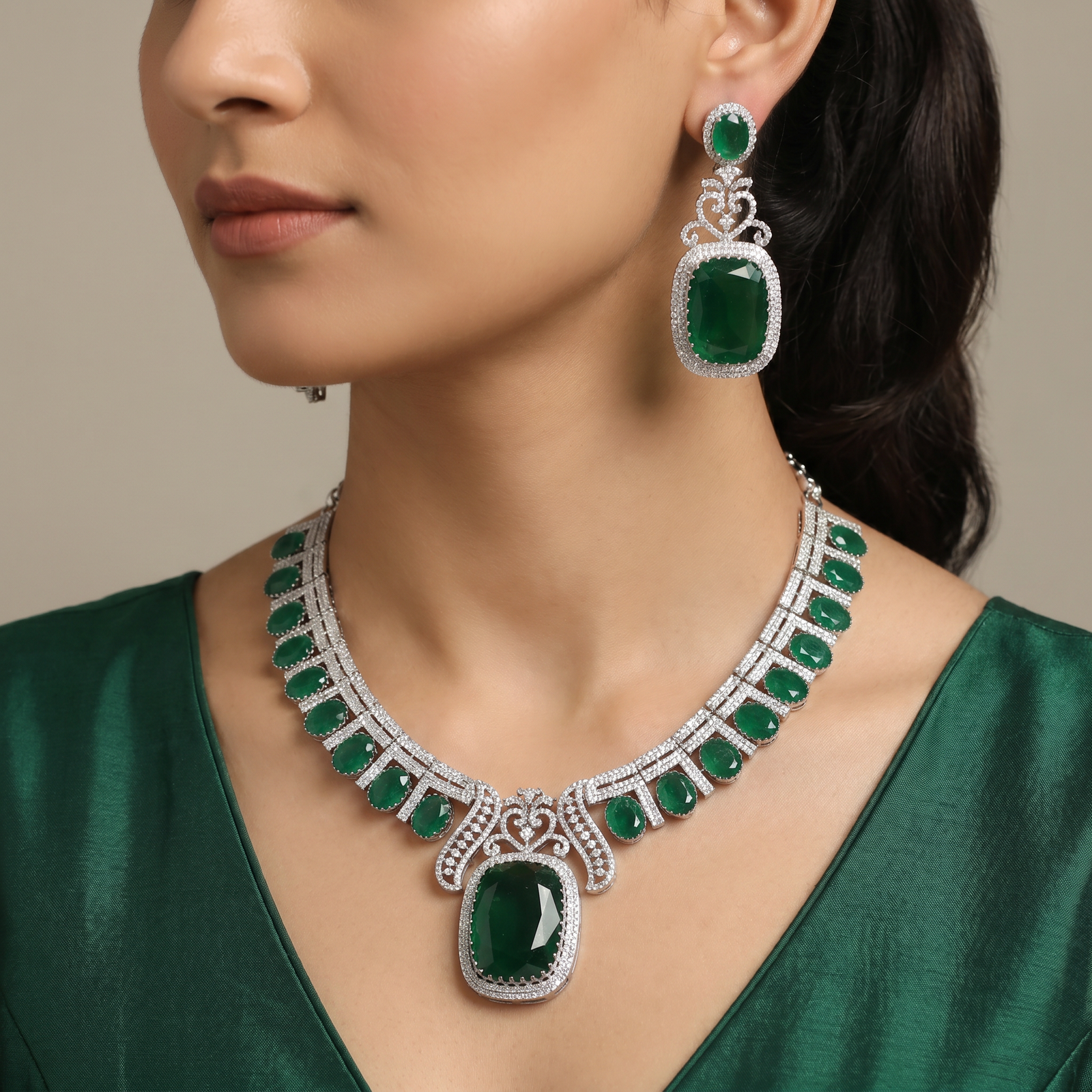 Signature Medallion Necklace with Structured Link Arrangement