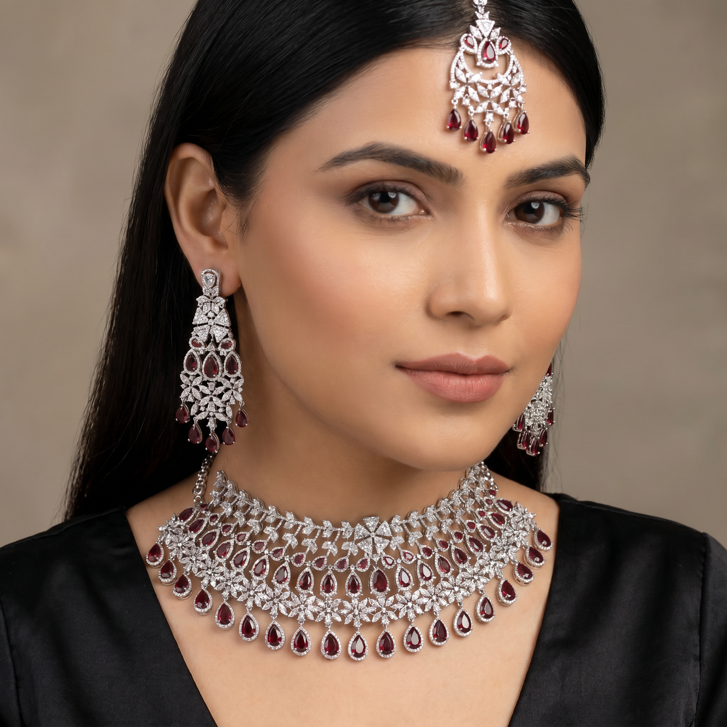 Rhodium Choker with Openwork Linkwork and Chandelier Styling