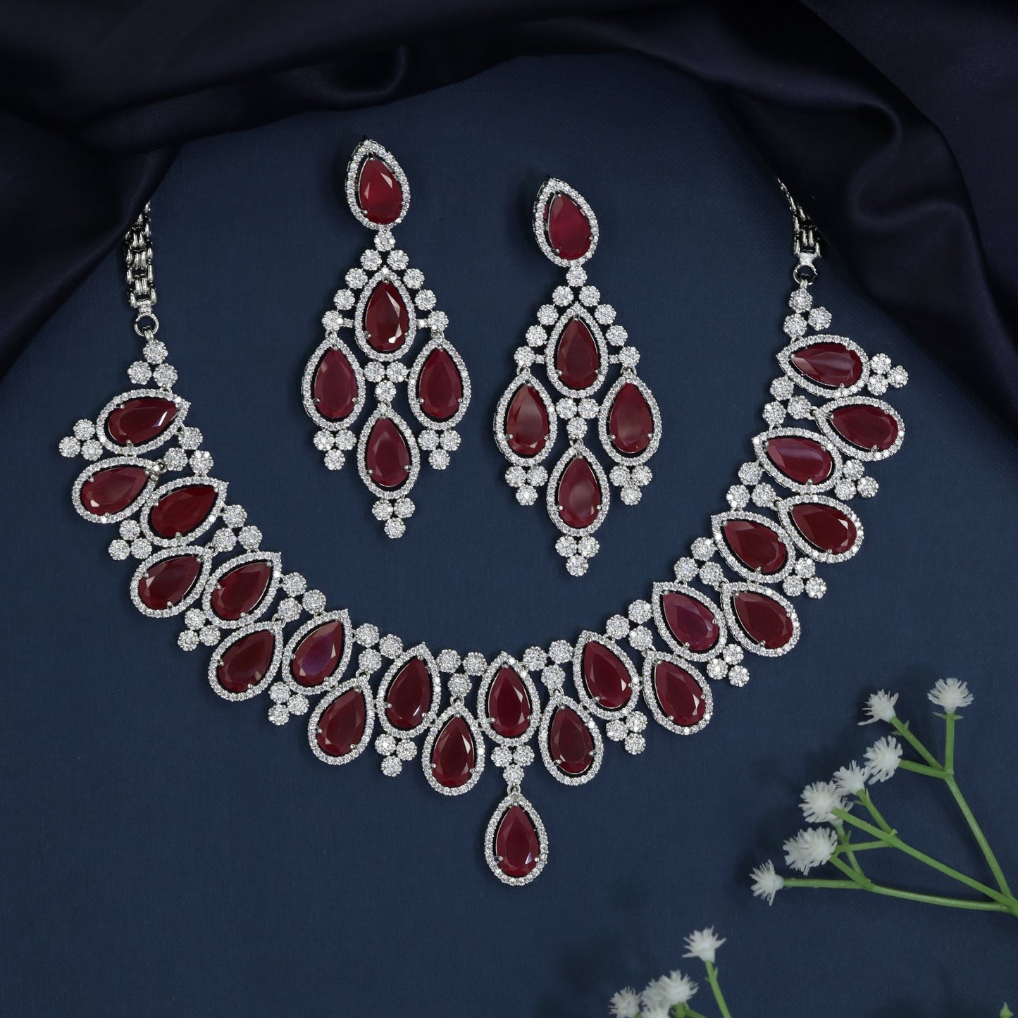 Regal Medallion Necklace with Graduated Oval Linkwork