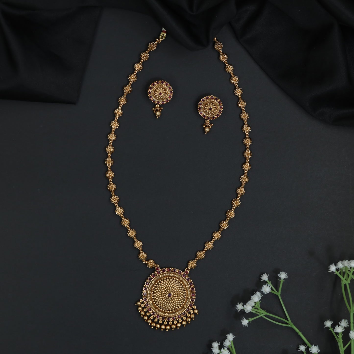 Antique Medallion Chain with Statement Pendant and Matching Stud Earrings