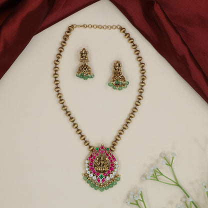 Grand goddess motif Antique Chain With Pendant with decorative drop border