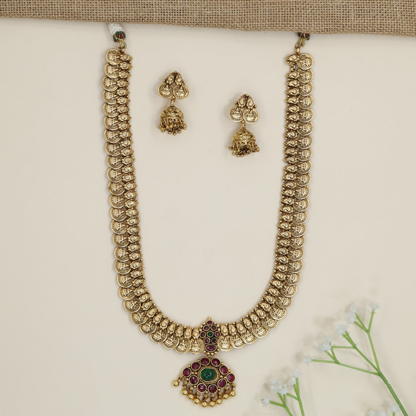 Imperial coin long haara with decorative pendant silhouette