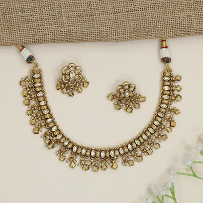 Majestic floral motif collar necklace with decorative petal fringe