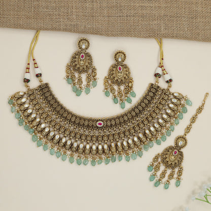 Traditional floral collar choker with intricate fringe detailing