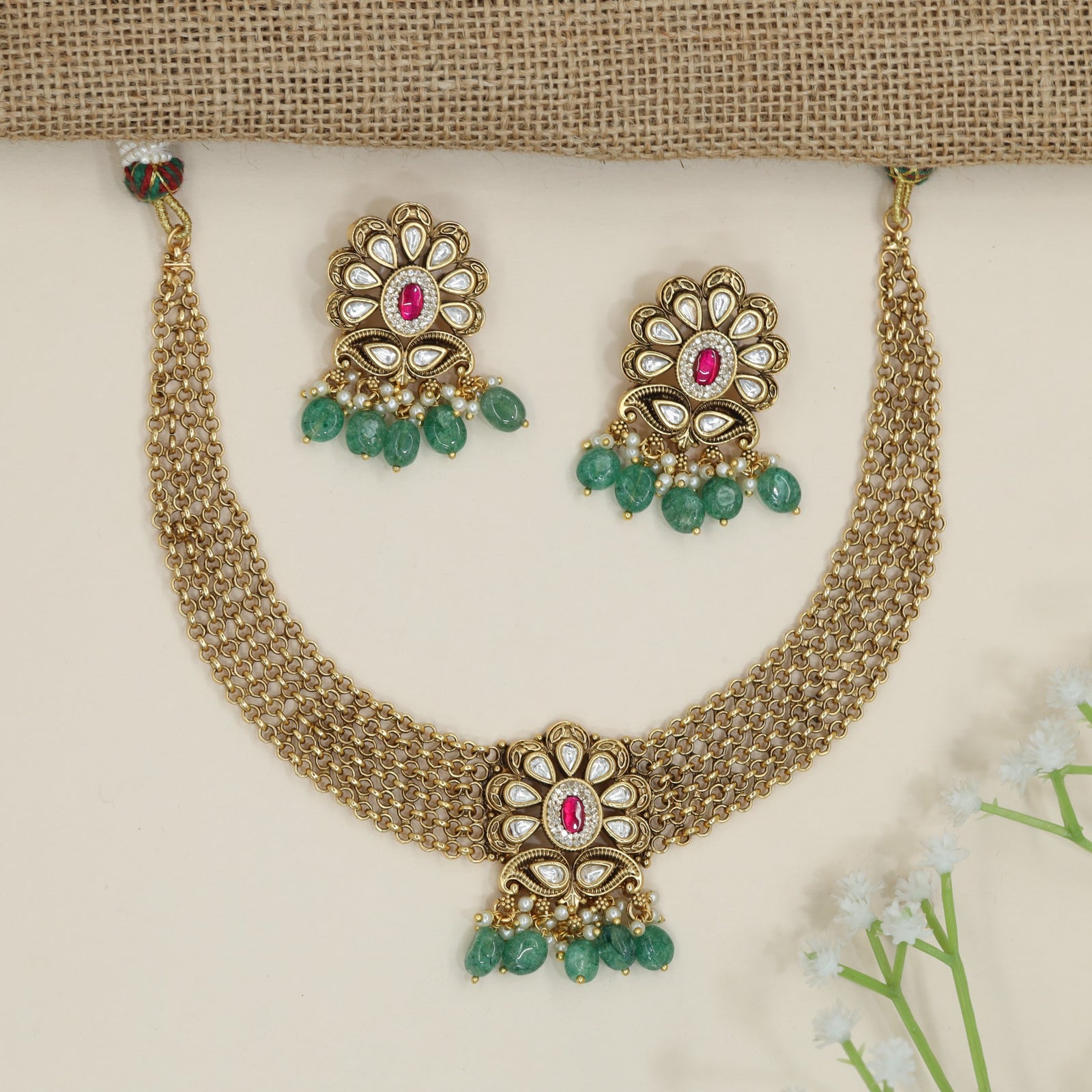 Chain Mesh Antique Necklace with Floral Centrepiece Design