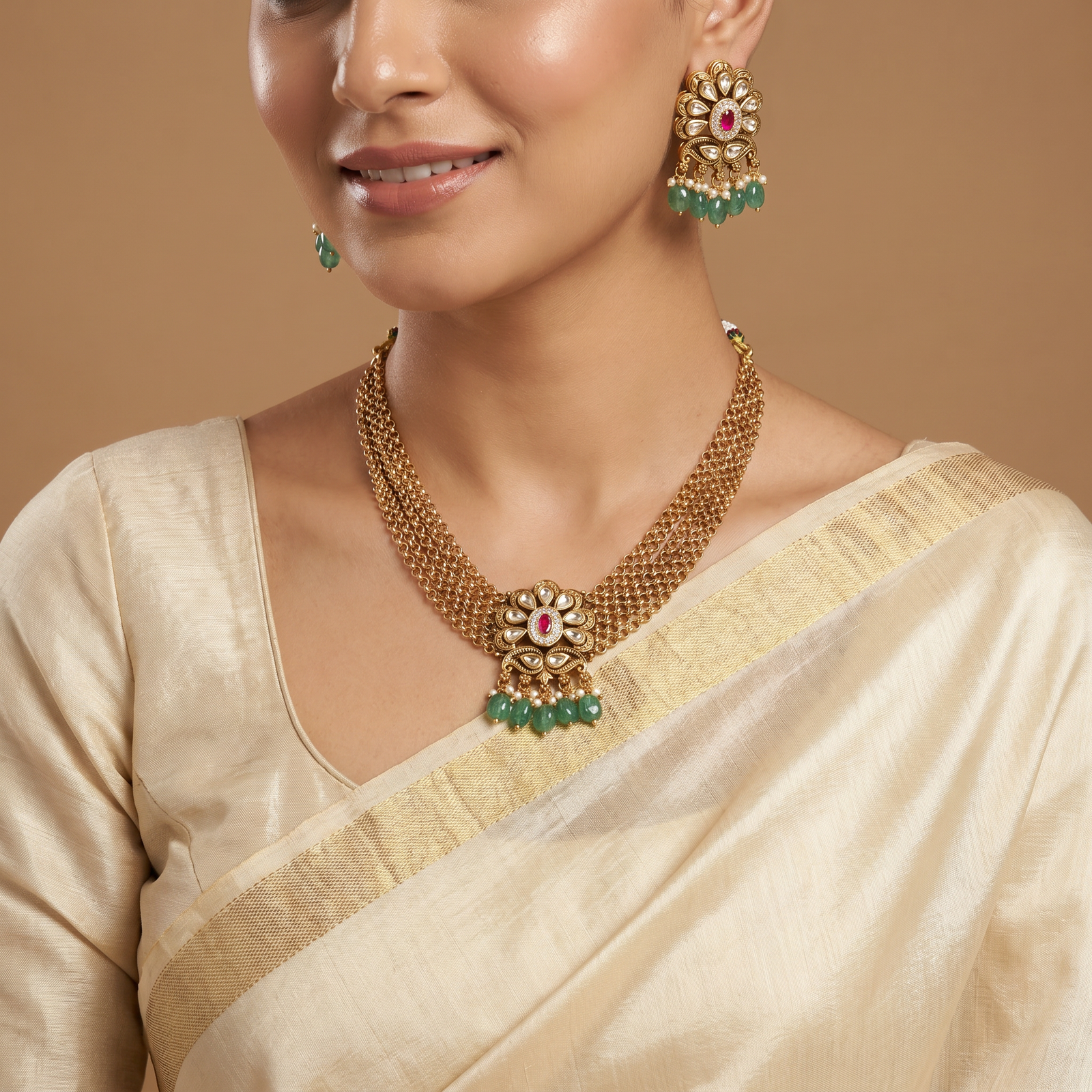 Chain Mesh Antique Necklace with Floral Centrepiece Design