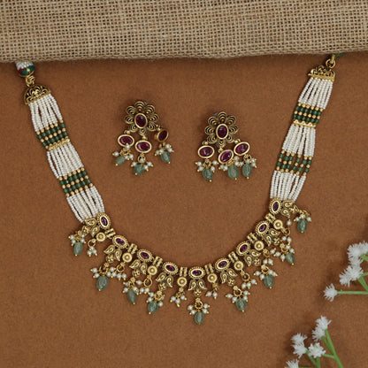 Premium beads choker set showcasing symmetrical stone detailing