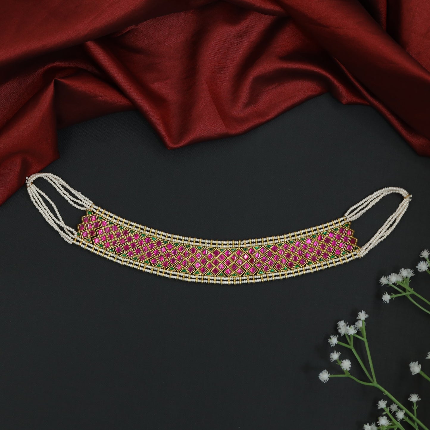 Diamond Grid Jadau Choker with Lattice Pattern Collar Design