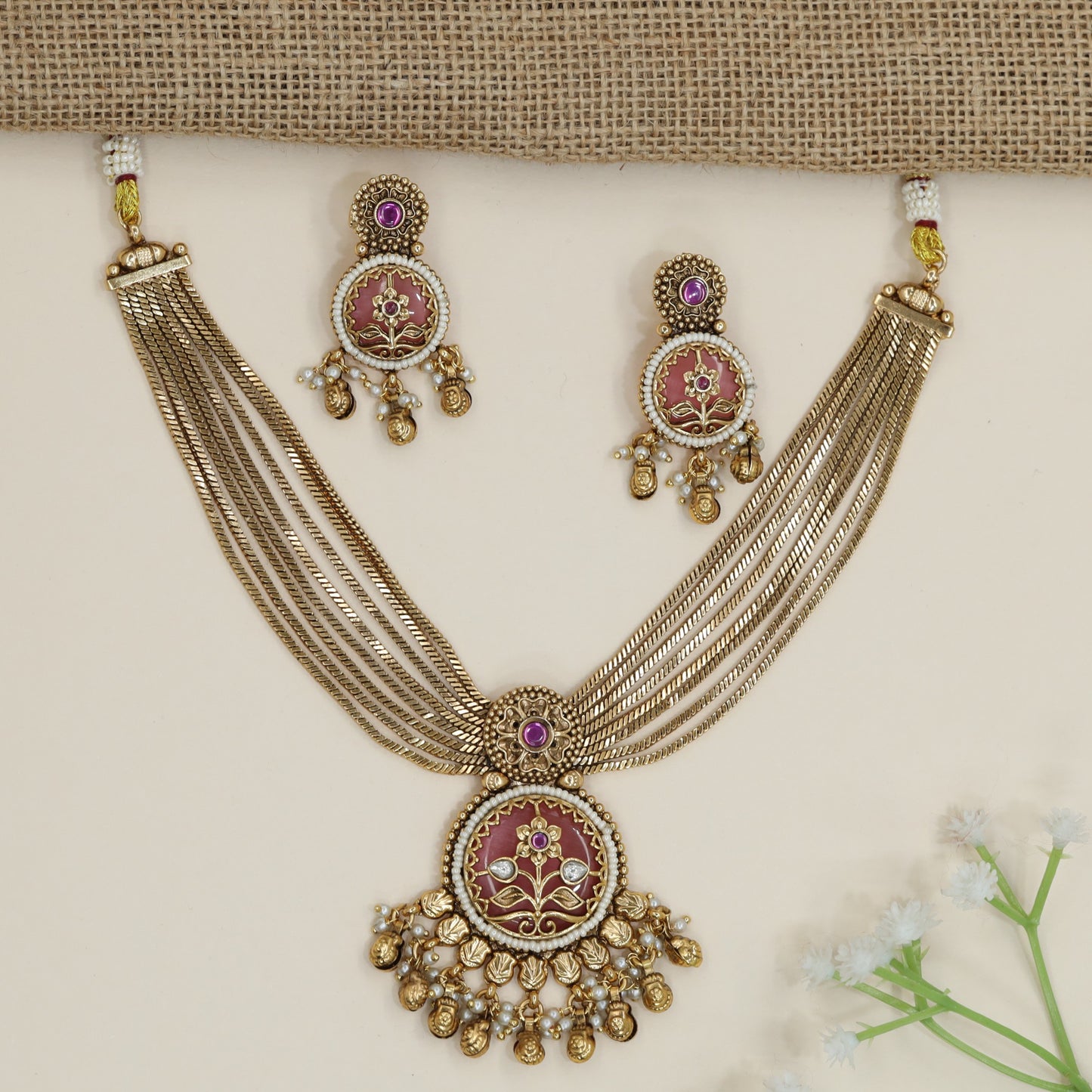 Circular Pendant Kundan Necklace with Botanical Design Elements